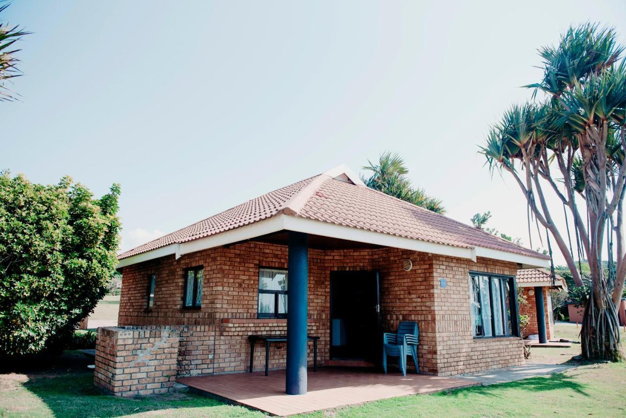 Port Edward Holiday Resort 外观 照片
