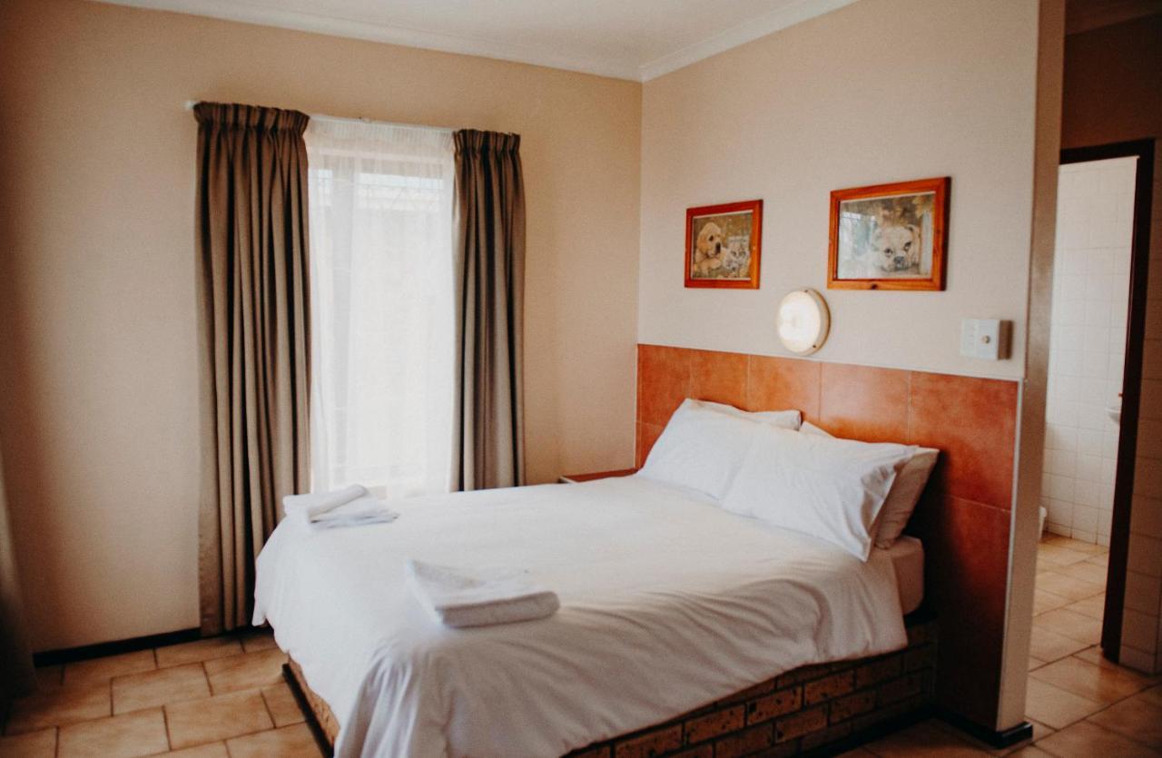 Port Edward Holiday Resort 外观 照片
