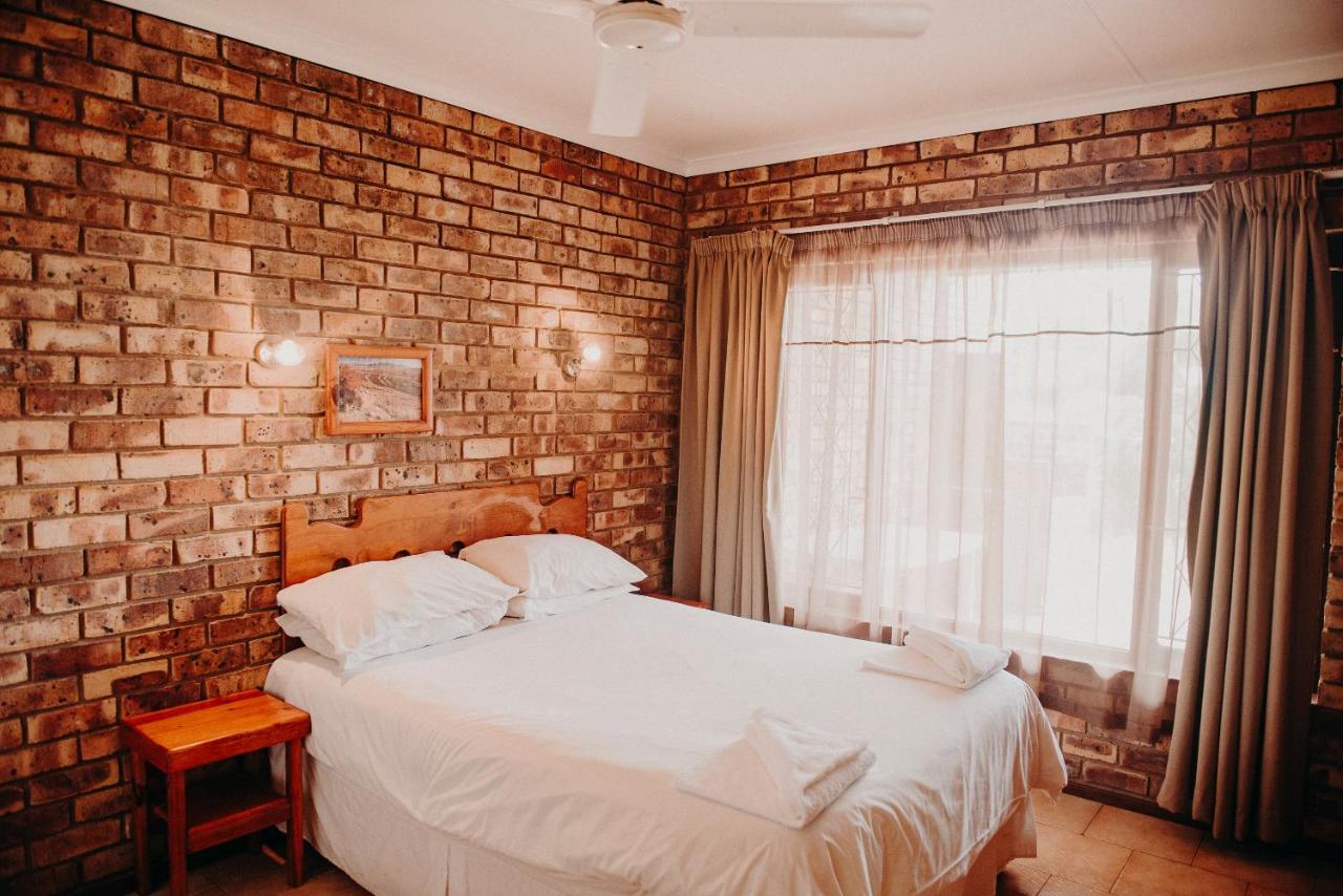 Port Edward Holiday Resort 外观 照片